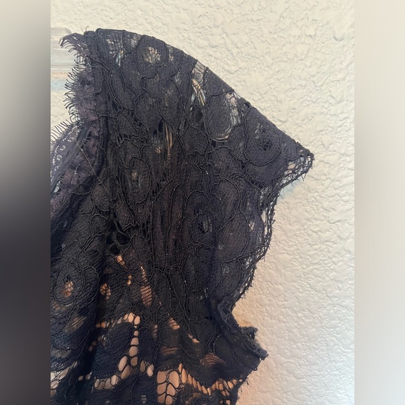 Adrianna Papell Lace Navy Dress with nude slip size 16 - Picture 9 of 9